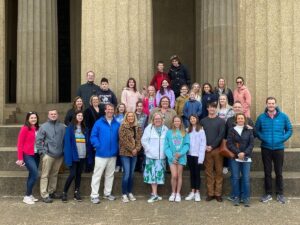 Junior Class Travels to the Parthenon